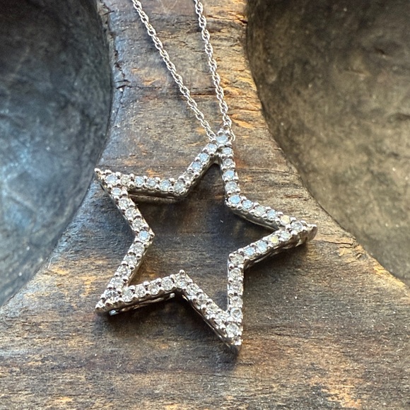 Jewelry - 10k White Gold Star Necklace with Diamonds Mother’s Day Gift